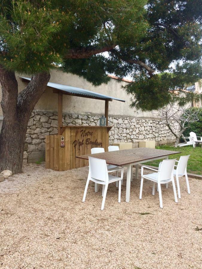 Vila T2 Calme Au Centre De Sausset Exteriér fotografie